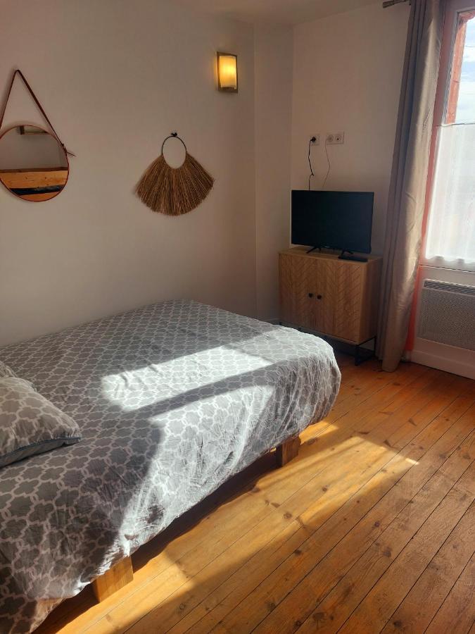 Les Belles Terrasses Dieppe ,3 Appartements , Le Vegetal De 1 A 8 Personnes , Le Tropical De 1 A 6 Personnes , Le Floral Avec Terrasse De 1 A 3 Personnes , Quartier Calme Au Stationnement Gratuit A Cote De L'Avenue Verte Luaran gambar