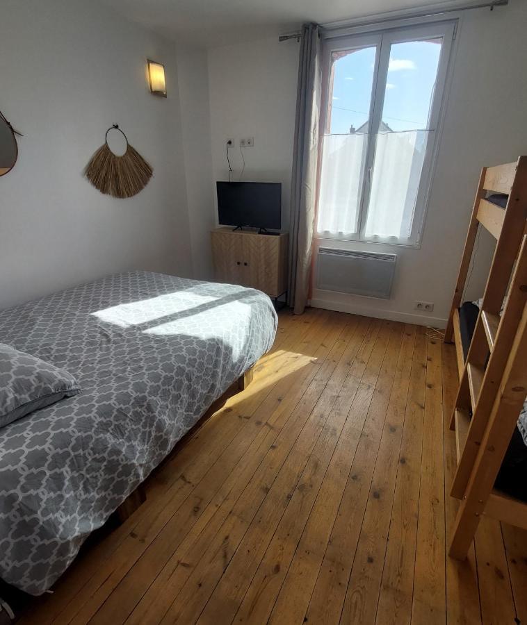 Les Belles Terrasses Dieppe ,3 Appartements , Le Vegetal De 1 A 8 Personnes , Le Tropical De 1 A 6 Personnes , Le Floral Avec Terrasse De 1 A 3 Personnes , Quartier Calme Au Stationnement Gratuit A Cote De L'Avenue Verte Luaran gambar