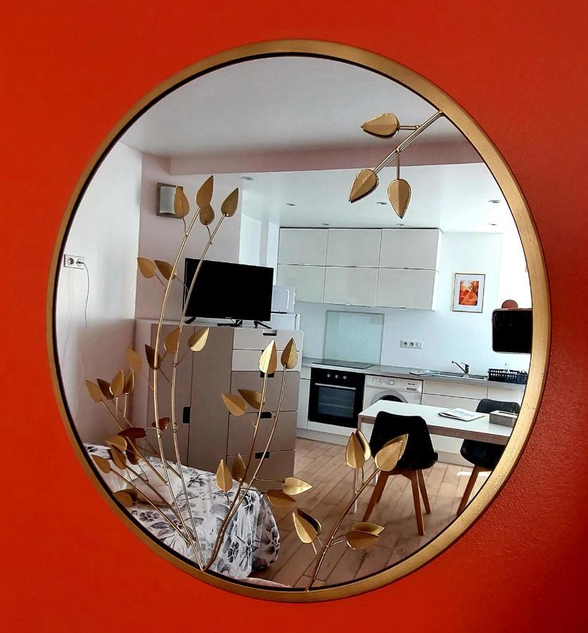 Les Belles Terrasses Dieppe ,3 Appartements , Le Vegetal De 1 A 8 Personnes , Le Tropical De 1 A 6 Personnes , Le Floral Avec Terrasse De 1 A 3 Personnes , Quartier Calme Au Stationnement Gratuit A Cote De L'Avenue Verte Luaran gambar
